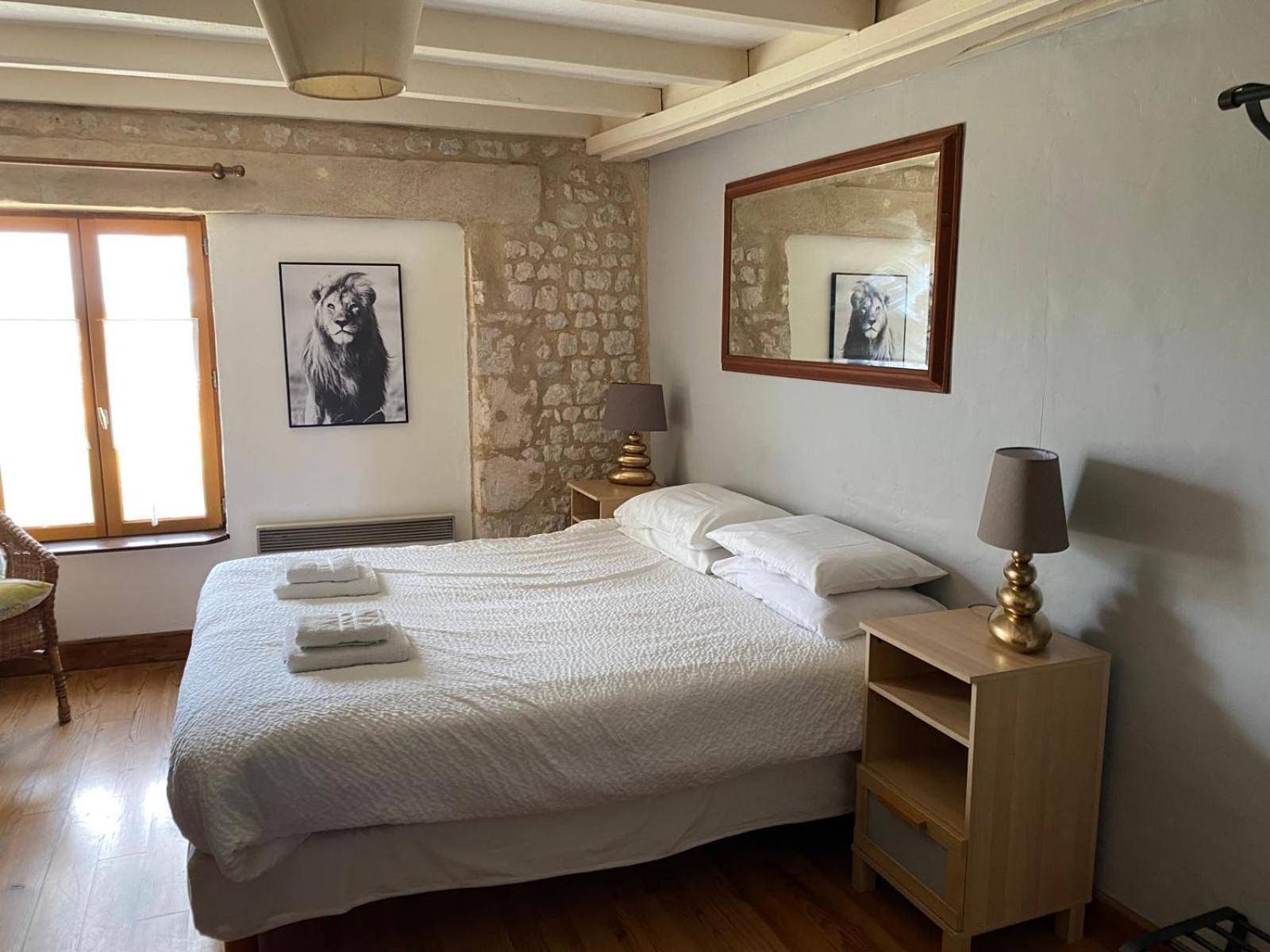 Vila Chez Sarrazin Brossac Exteriér fotografie
