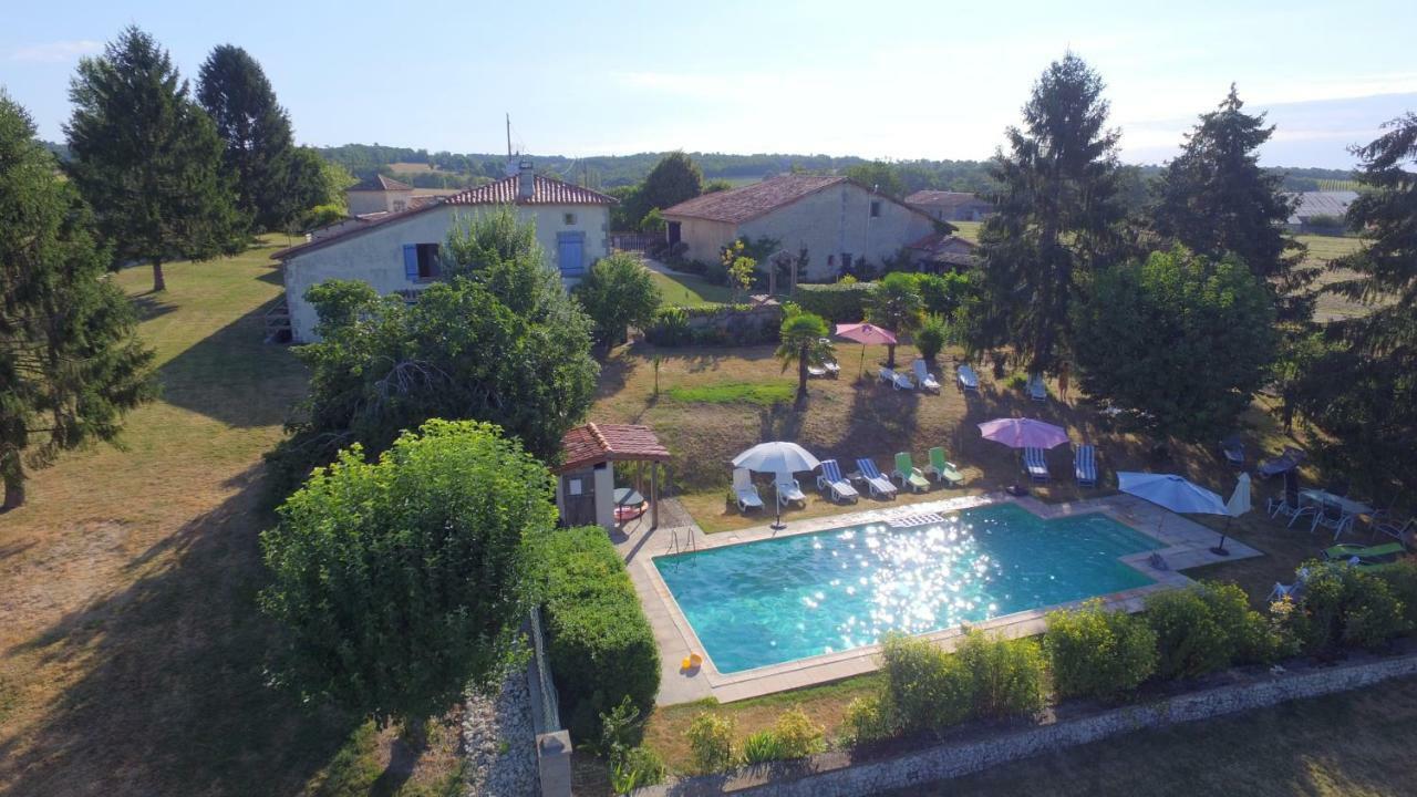 Vila Chez Sarrazin Brossac Exteriér fotografie